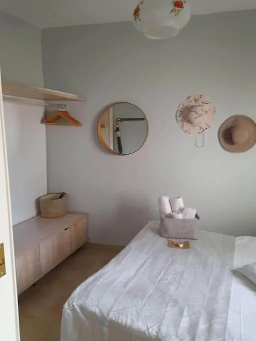Rodon - Appartment With Seaview Backyard In Άφυτος Ελλάδα