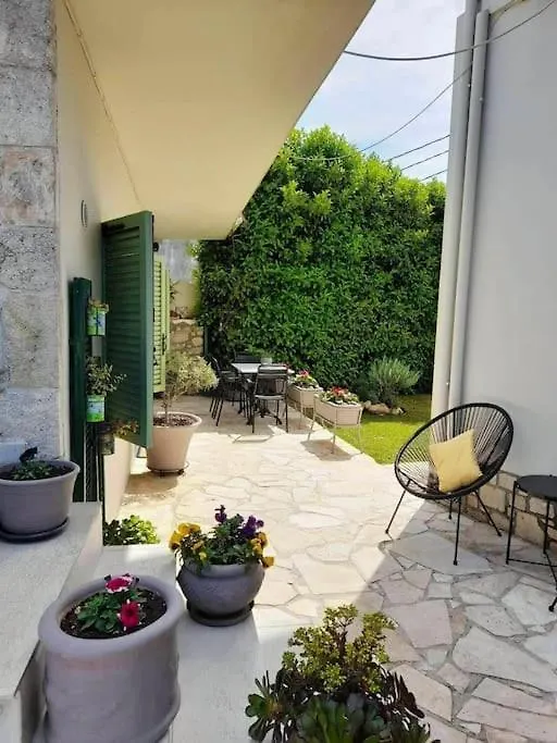 Rodon - Appartment With Seaview Backyard In Afytos